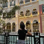 Bgc Luxury Apartment With Own Pa
